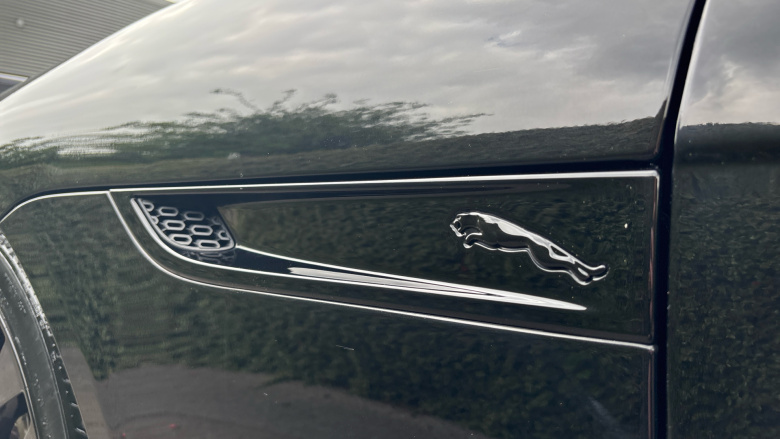 Jaguar F-Type 2.0 P300 R-Dynamic Black 2dr Auto Petrol Coupe